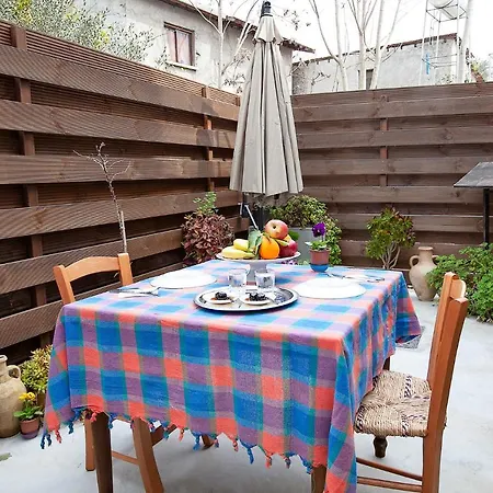 Bougainvillea Garden * Nicosia