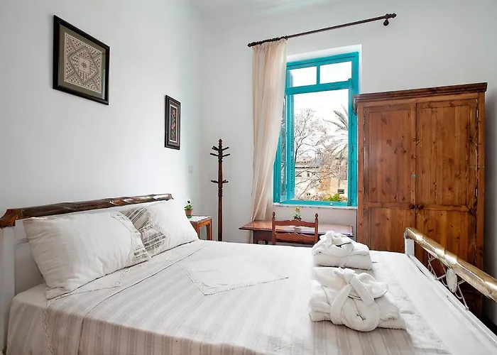 Bougainvillea Garden Nikósie