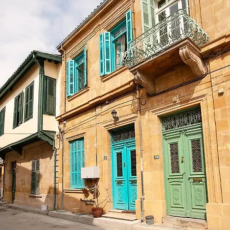 Bougainvillea Garden Δωμάτια σε οικογενειακή κατοικία Λευκωσία
